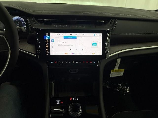 2026 Jeep Grand Cherokee Altitude