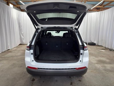2026 Jeep Grand Cherokee Altitude
