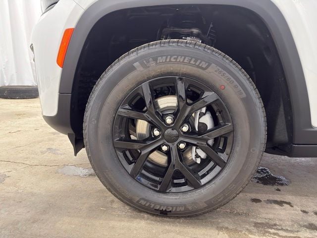 2026 Jeep Grand Cherokee Altitude