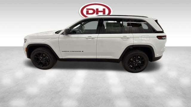2026 Jeep Grand Cherokee Altitude