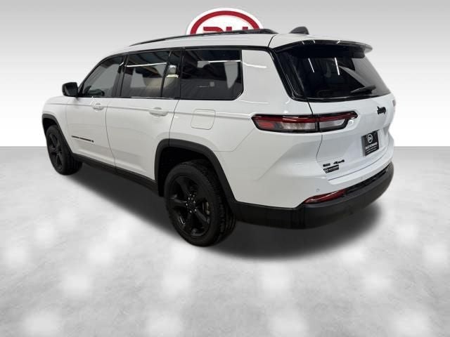 2022 Jeep Grand Cherokee L Altitude