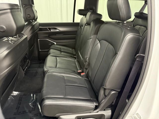 2025 Jeep Wagoneer L Series II