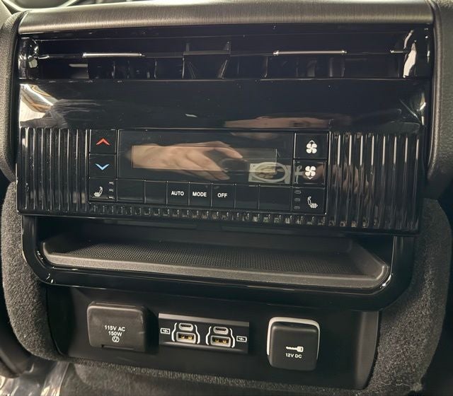 2025 Jeep Wagoneer L Series II