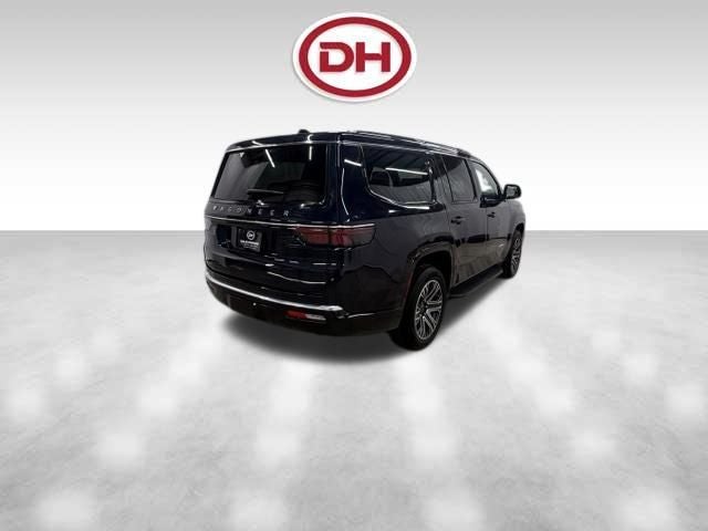 2025 Jeep Wagoneer Base