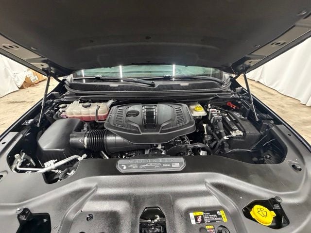 2025 Jeep Wagoneer Base