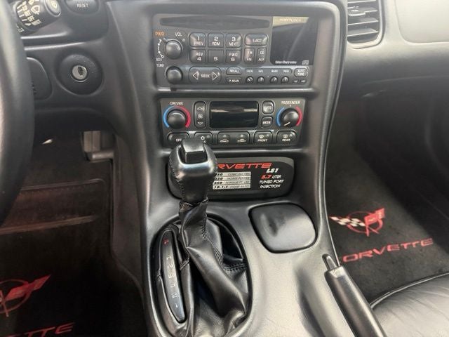 2004 Chevrolet Corvette Base
