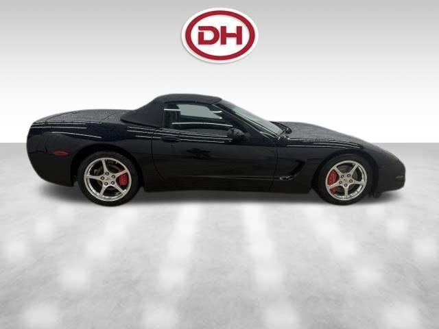 2004 Chevrolet Corvette Base