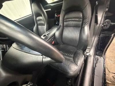 2004 Chevrolet Corvette Base