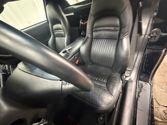 2004 Chevrolet Corvette Base