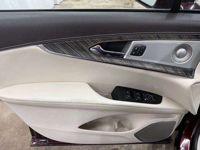 2019 Lincoln Nautilus Black Label