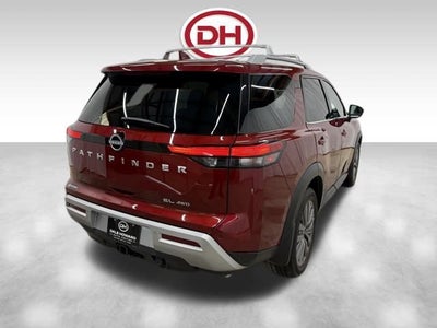 2025 Nissan Pathfinder SL