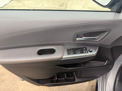 2024 Toyota Sienna XSE 7 Passenger