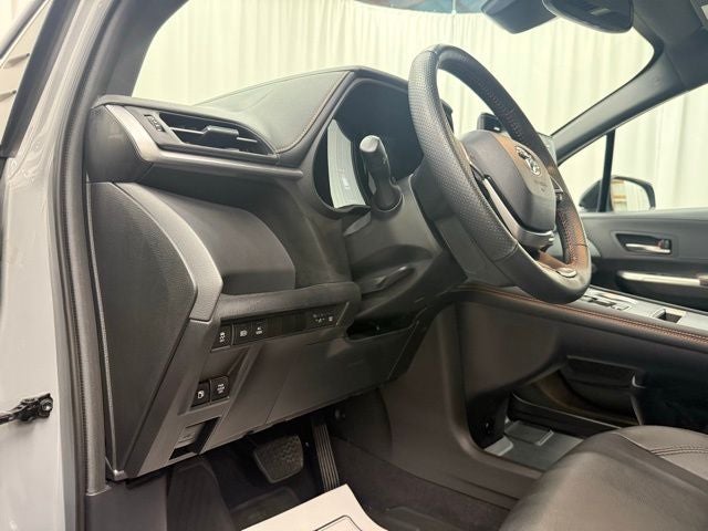 2024 Toyota Sienna XSE 7 Passenger