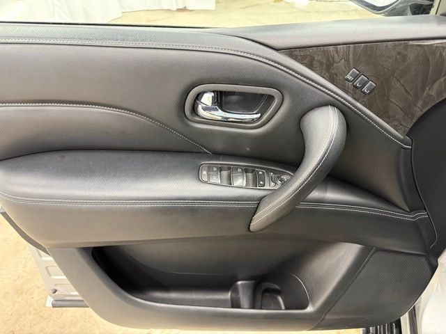 2021 INFINITI QX80 LUXE