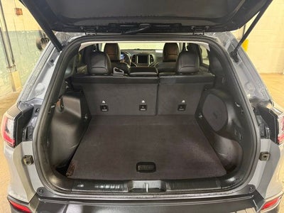 2023 Jeep Cherokee Trailhawk