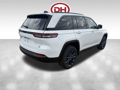 2026 Jeep Grand Cherokee Base