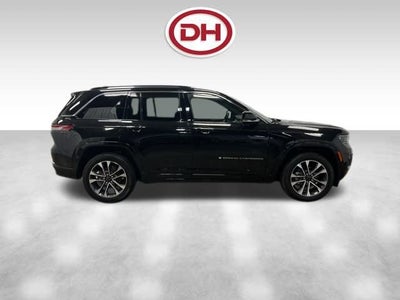 2022 Jeep Grand Cherokee Overland
