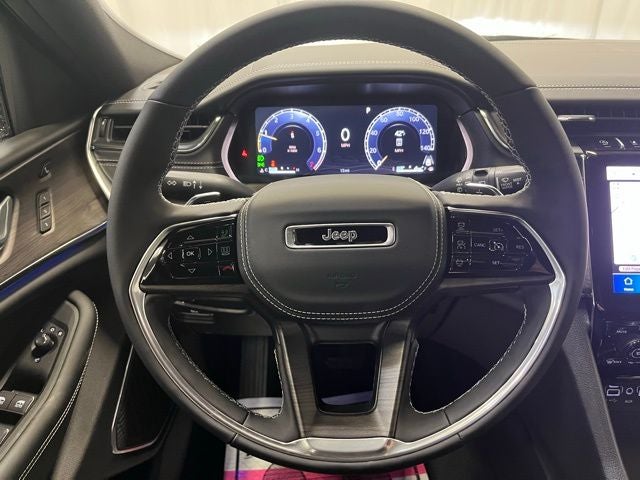 2025 Jeep Grand Cherokee Overland