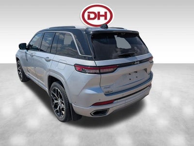 2022 Jeep Grand Cherokee Summit Reserve