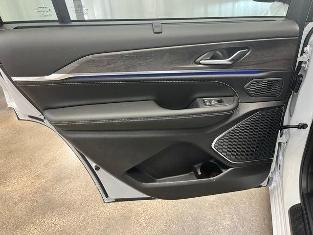 2025 Jeep Grand Cherokee L Overland