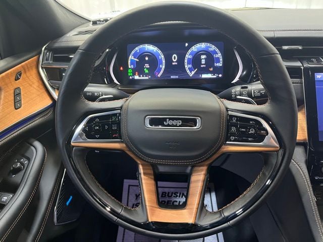 2025 Jeep Grand Cherokee L Summit