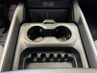 2027 RAM 1500 Big Horn/Lone Star