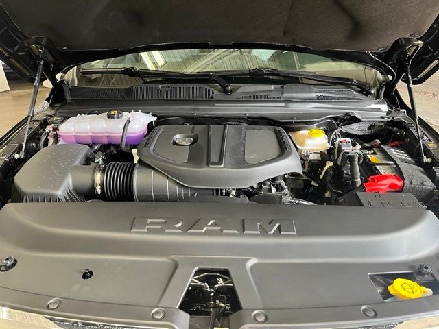 2027 RAM 1500 Big Horn/Lone Star
