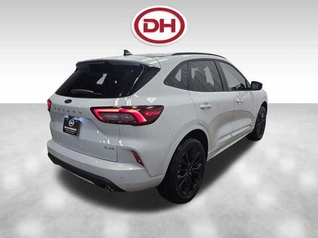 2026 Ford Escape ST-Line Elite