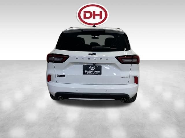 2026 Ford Escape ST-Line Elite