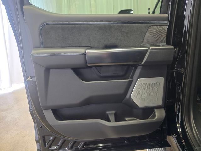 2025 Ford F-350SD Platinum