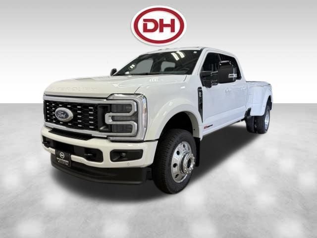 2026 Ford F-450SD Platinum DRW