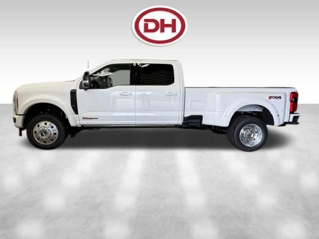 2026 Ford F-450SD Platinum DRW