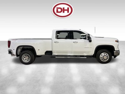 2026 Chevrolet Silverado 3500HD LTZ