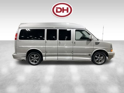 2008 GMC Savana G1500 Explorer 7 Passenger Conversion Van
