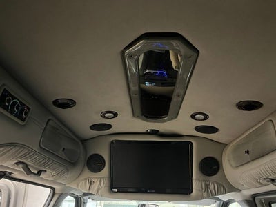 2008 GMC Savana G1500 Explorer 7 Passenger Conversion Van