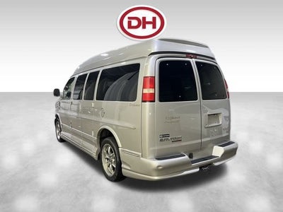 2008 GMC Savana G1500 Explorer 7 Passenger Conversion Van