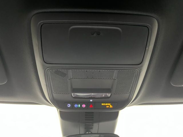 2025 Chevrolet Traverse LT 2LT