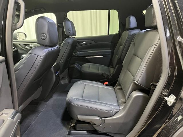 2025 Chevrolet Traverse LT 2LT