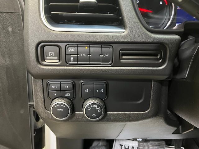 2022 Chevrolet Suburban LS