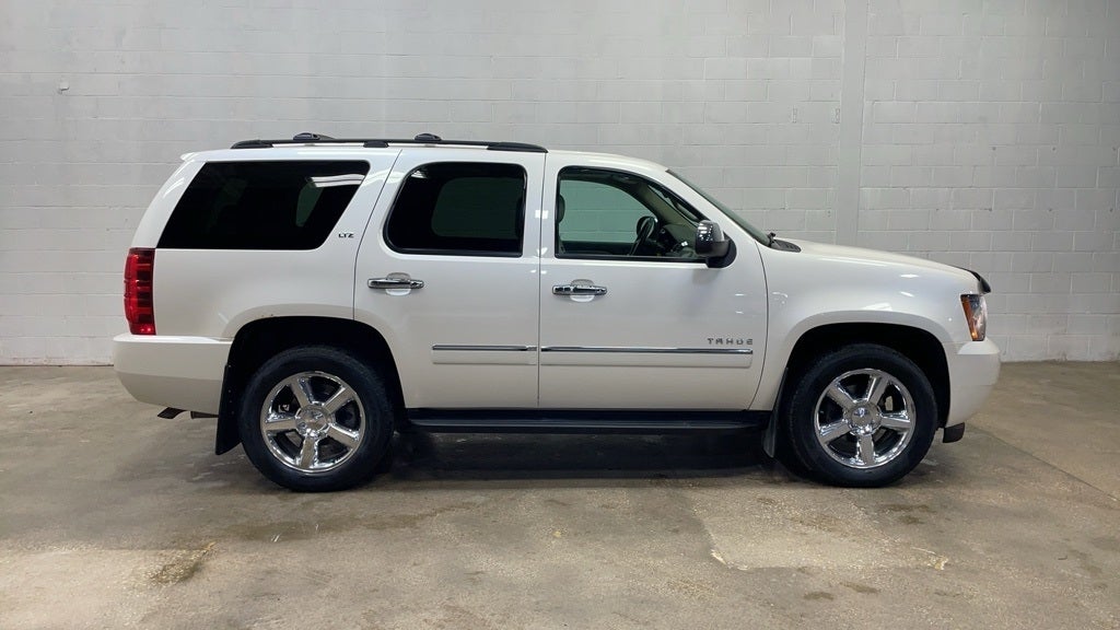 Used 2013 Chevrolet Tahoe LTZ with VIN 1GNSKCE06DR354126 for sale in Iowa Falls, IA