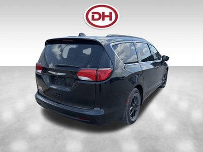 2021 Chrysler Voyager LXI