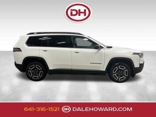 2026 Jeep Cherokee Laredo