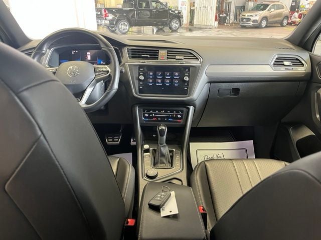 2023 Volkswagen Tiguan 2.0T SE R-Line Black