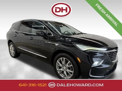 2022 Buick Enclave Essence