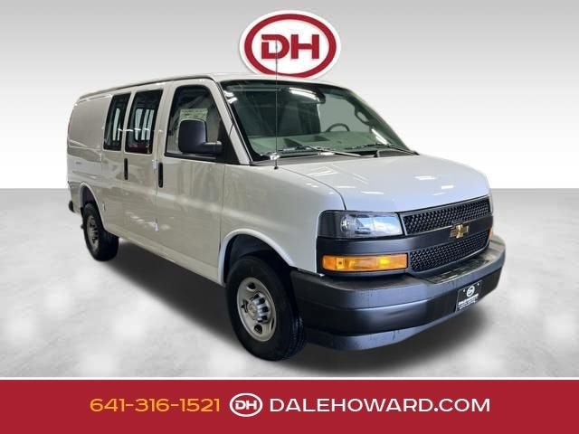 2026 Chevrolet Express Cargo 1WT