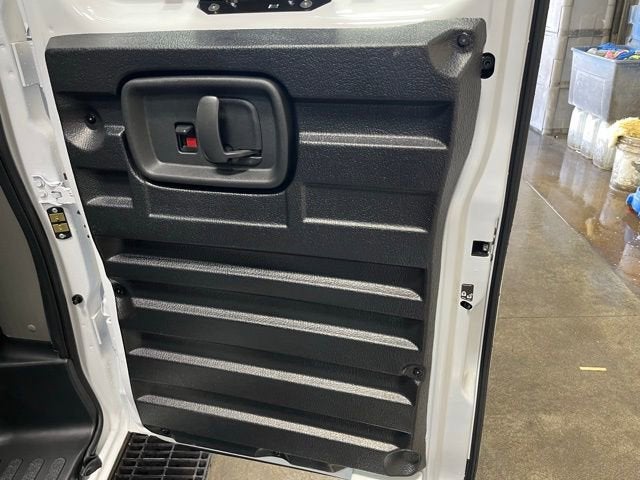 2026 Chevrolet Express Cargo 1WT