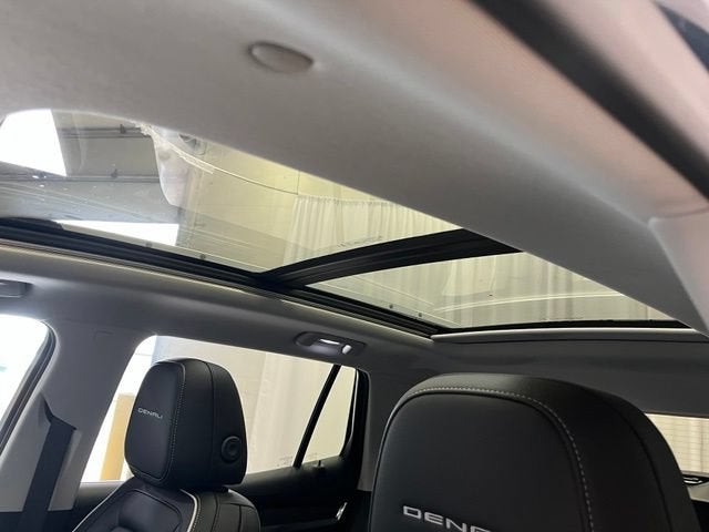 2027 GMC Terrain Denali - Photo 13